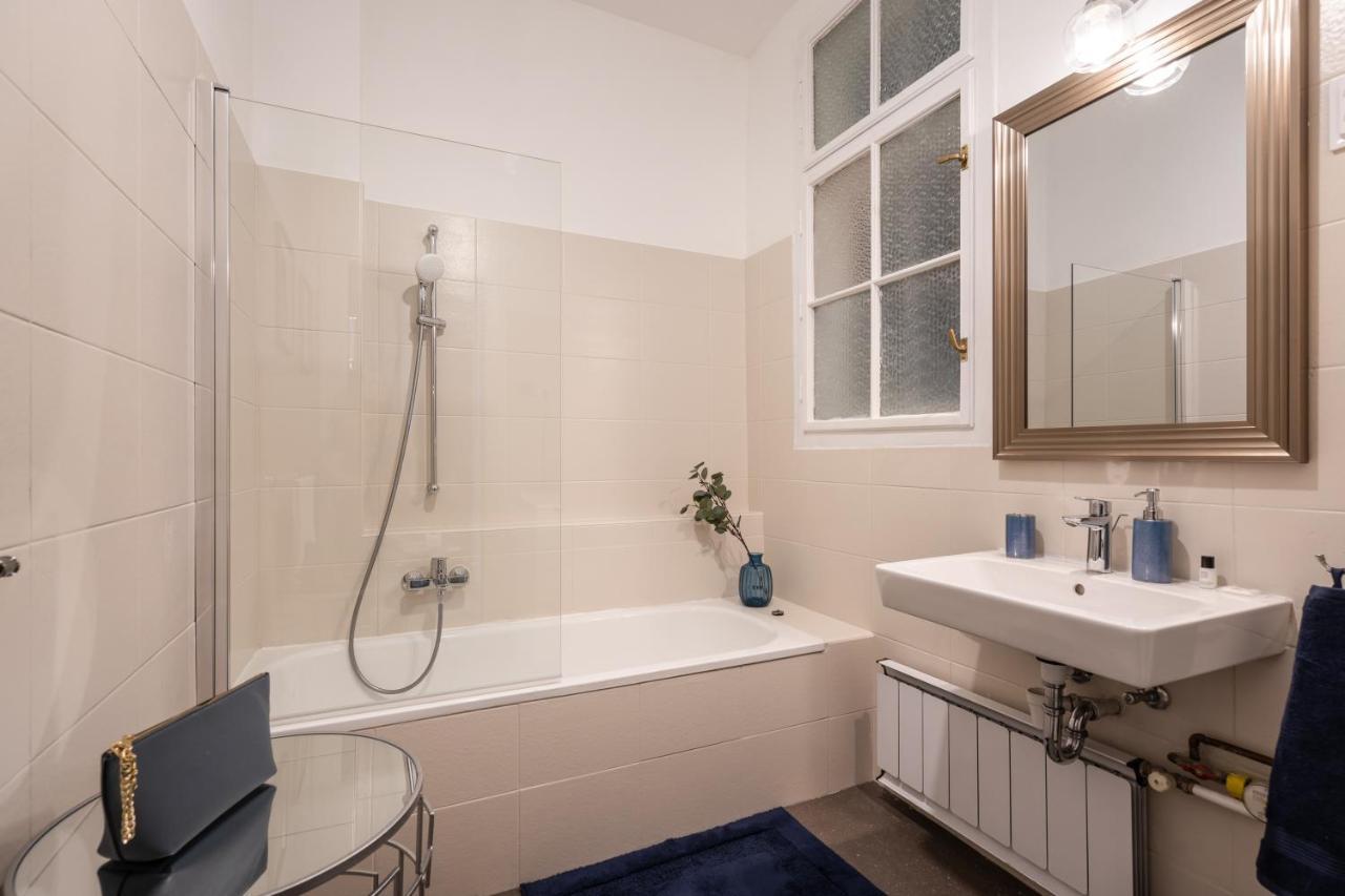 Stollar Apartment, Best Danube View Budapest Luaran gambar